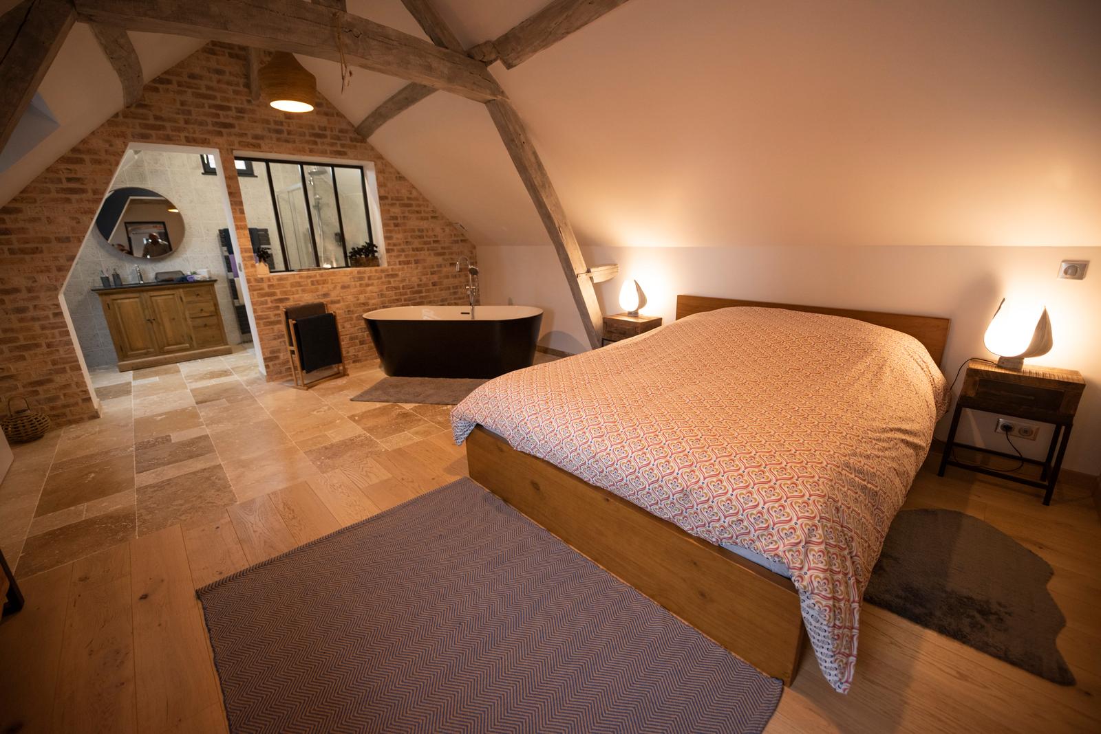 Lacroix-Saint-Ouen : gîte La Charmeraie 51