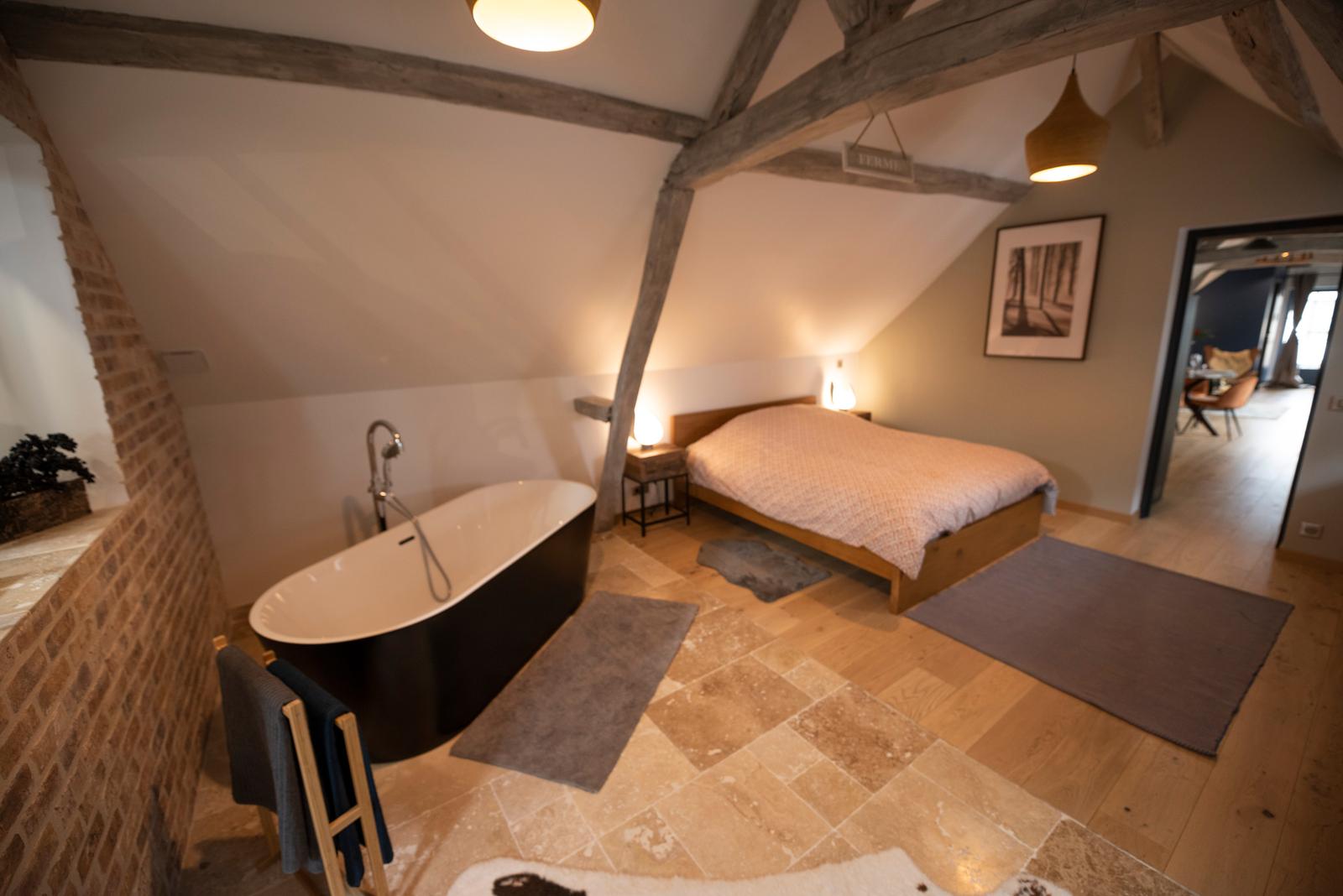 Lacroix-Saint-Ouen : gîte La Charmeraie 62