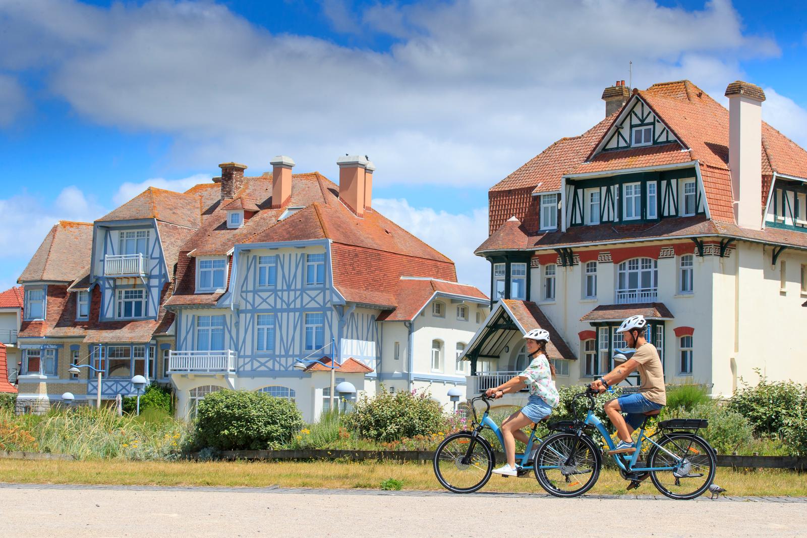 Hardelot : couple en vélo 11