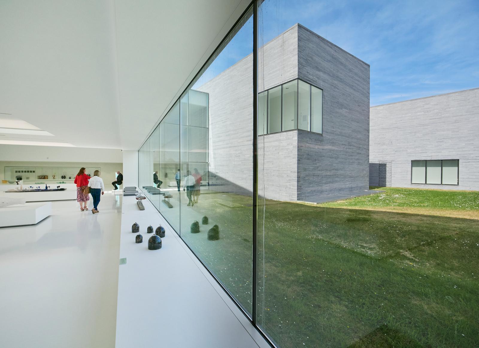 Sars-Poteries : le MusVerre 05