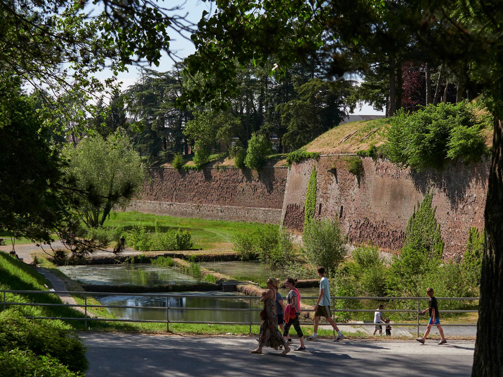 Le Quesnoy : ville fortifiée en été 04