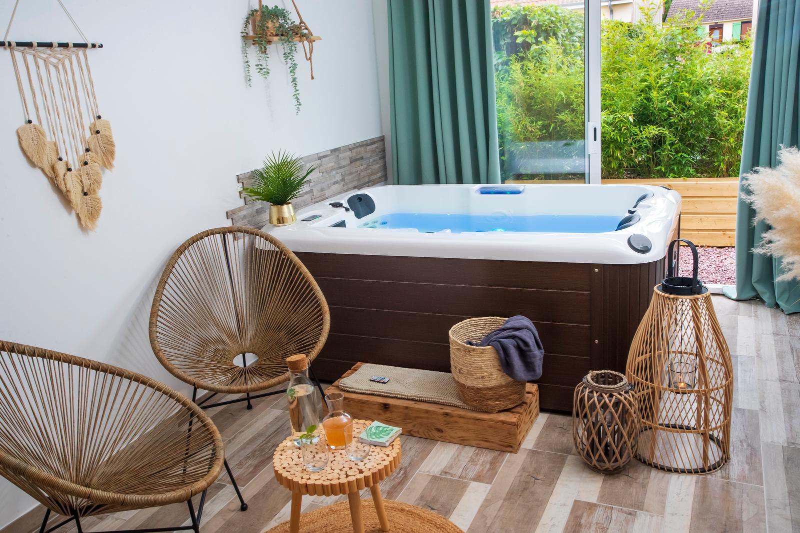 Quesnoy-le-Montant : gîte Le Bohème et Spa, le spa 01