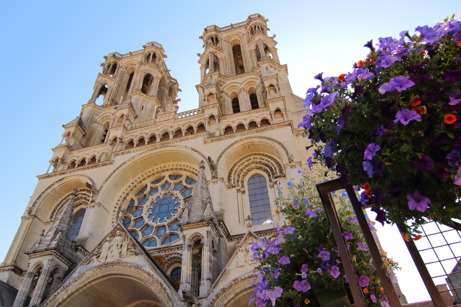 Laon : la cathédrale _ shutterstock_1126684913