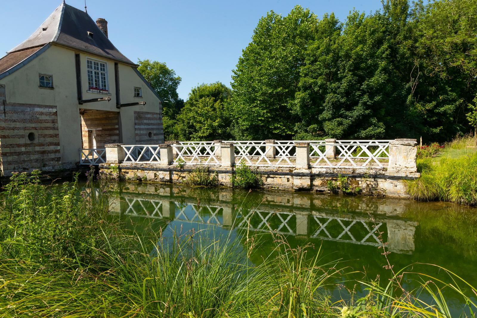 Conty : château de Luzières 14