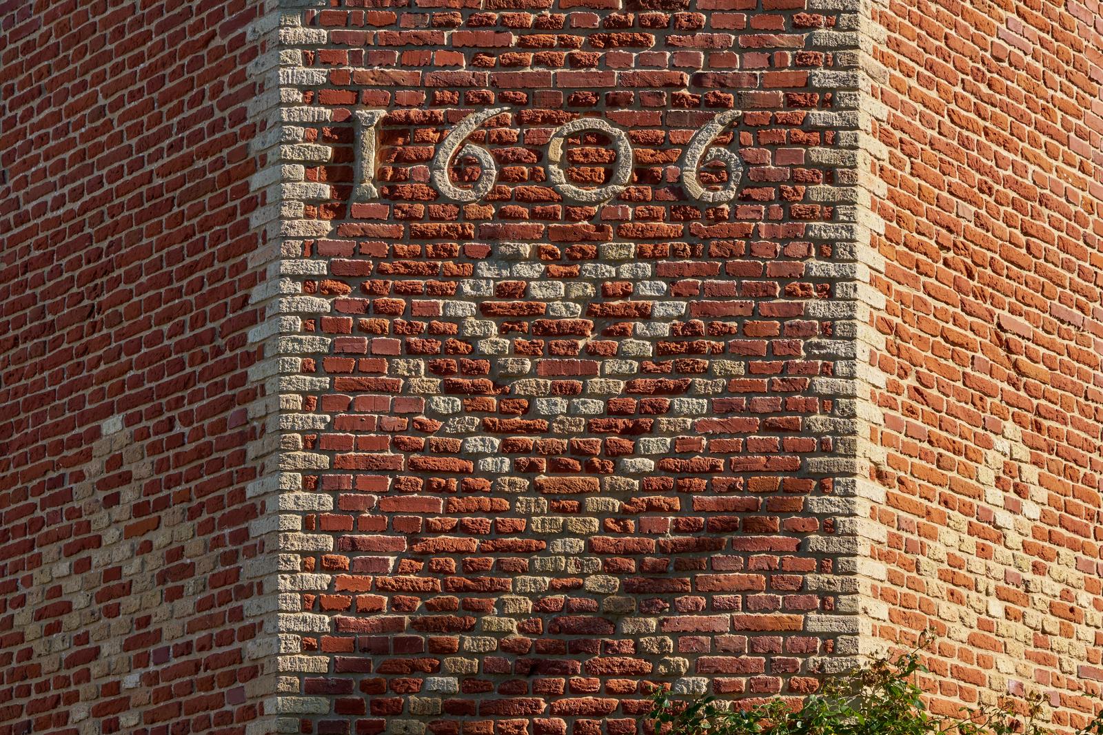 Esquelbecq : le château 10