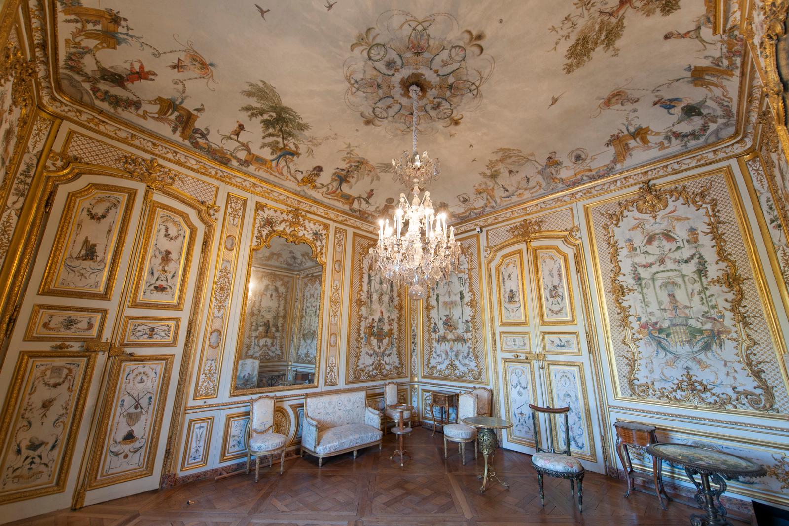 Chantilly : petit salon dans le château
