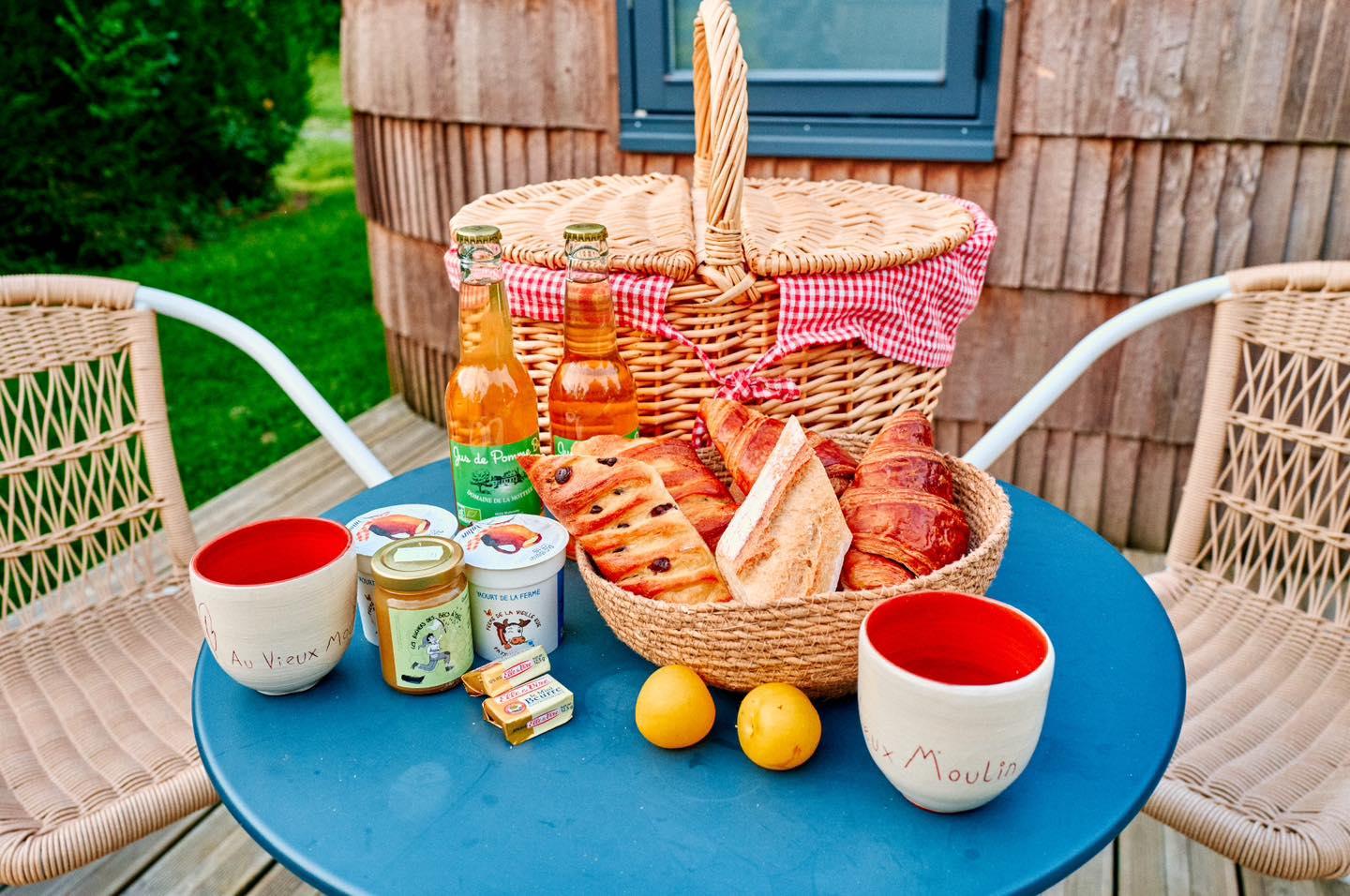 Roy-Boissy : camping Pause du Vieux Moulin 07