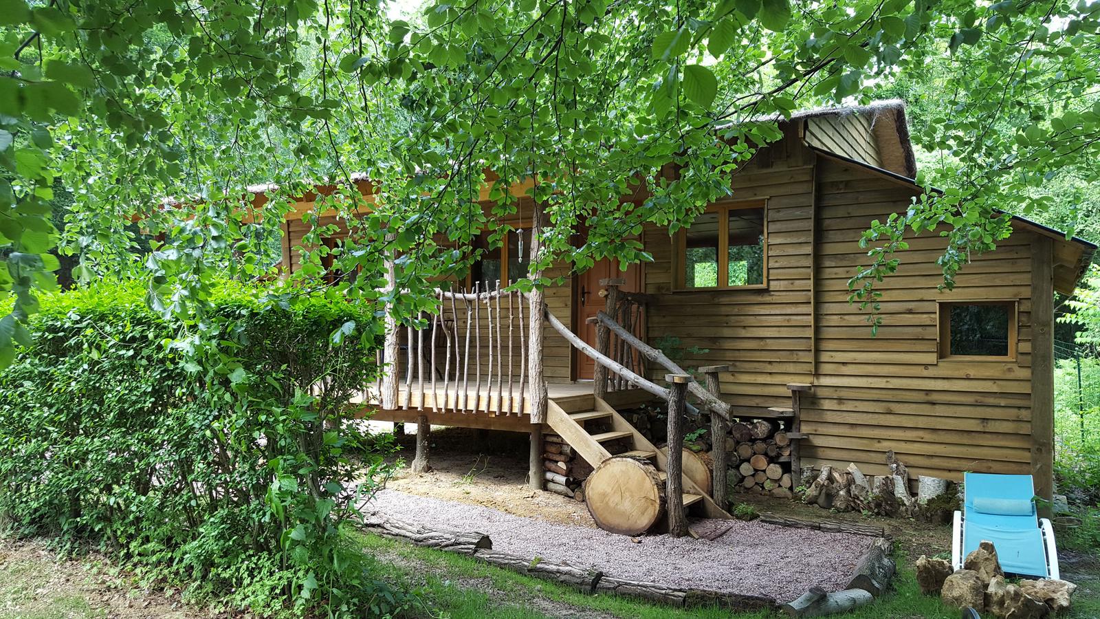 Pierrefonds : le coeur de la forêt - cabane forestière 01