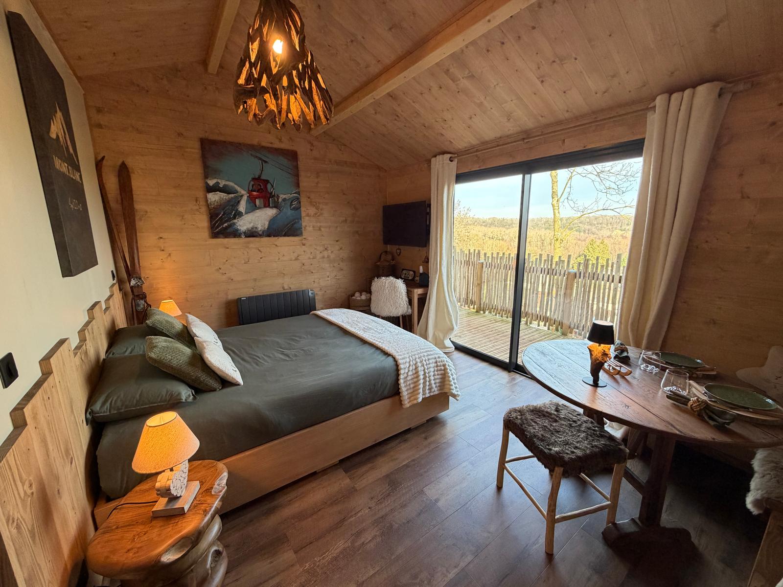 Cramoisy : Coeur de Lodge 14
