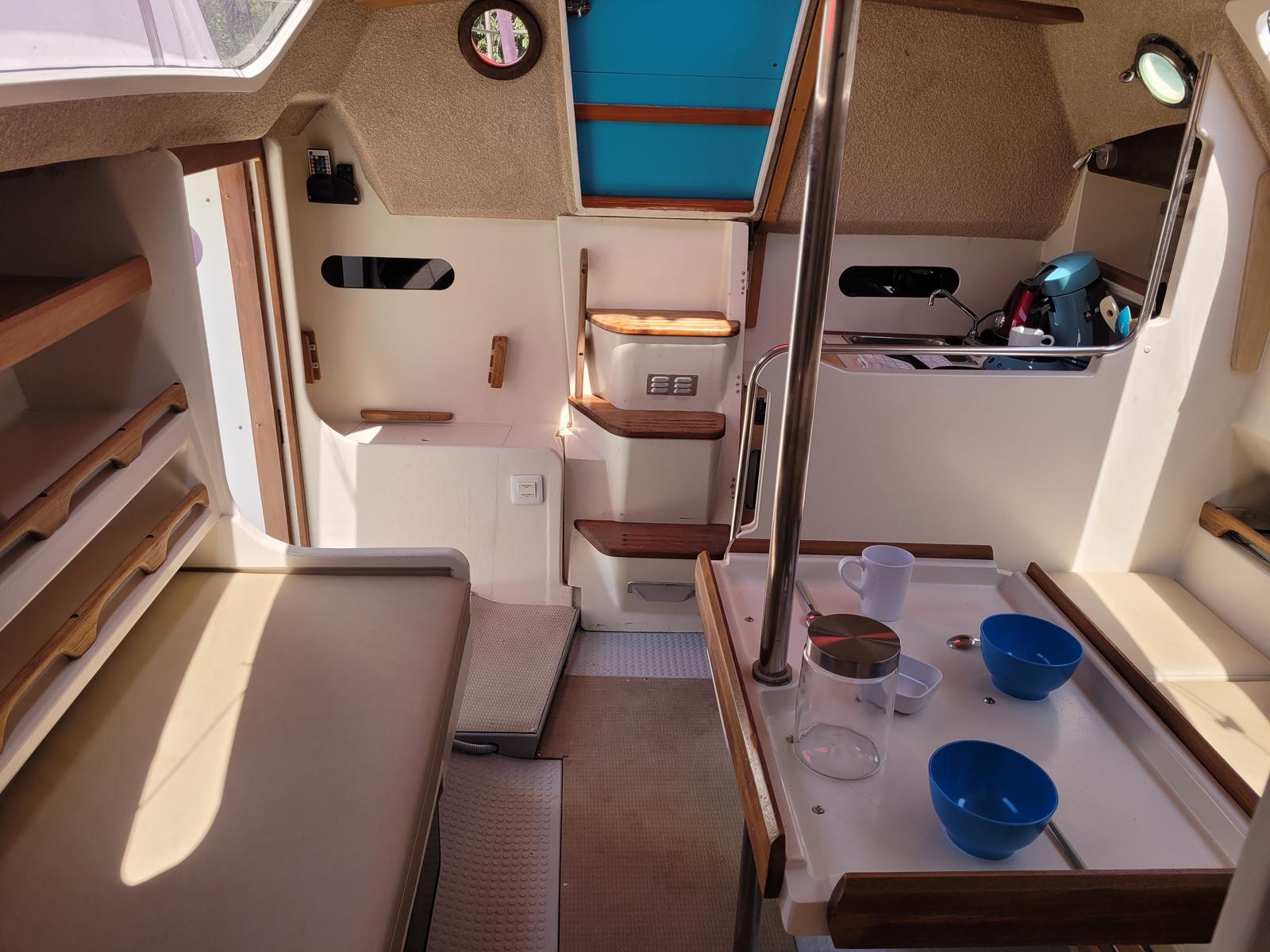 Picquigny : Logement insolite Bateau Jules 21