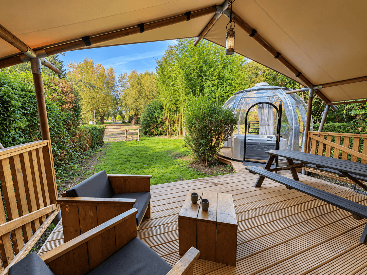Bulle-spa tente safari Camping de la Trye1
