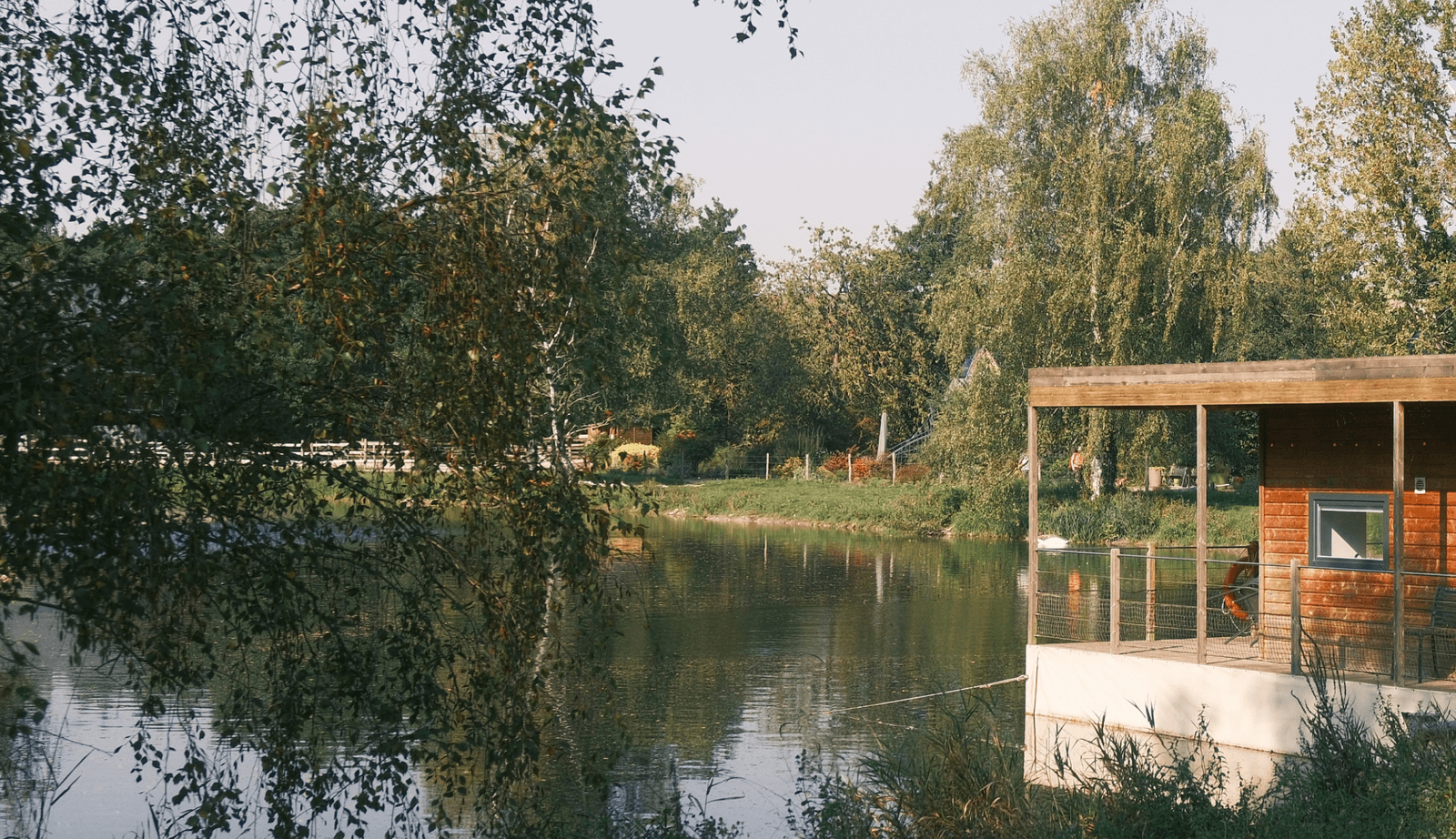 Beauchamps : maison sur l'eau du LieuDieu 05