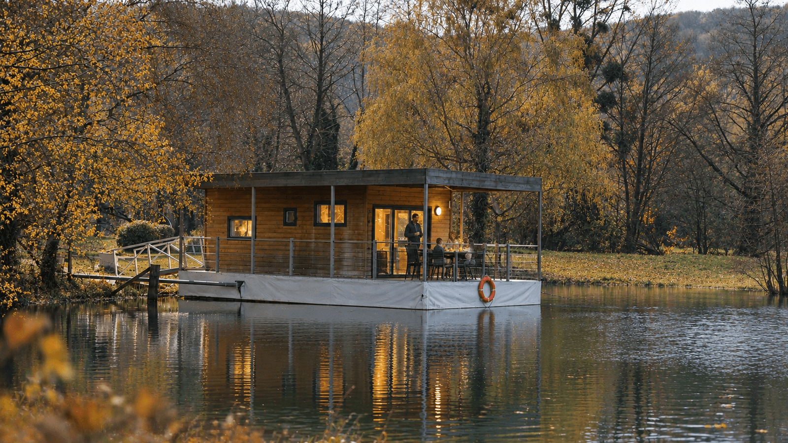 Beauchamps : maison sur l'eau au LieuDieu