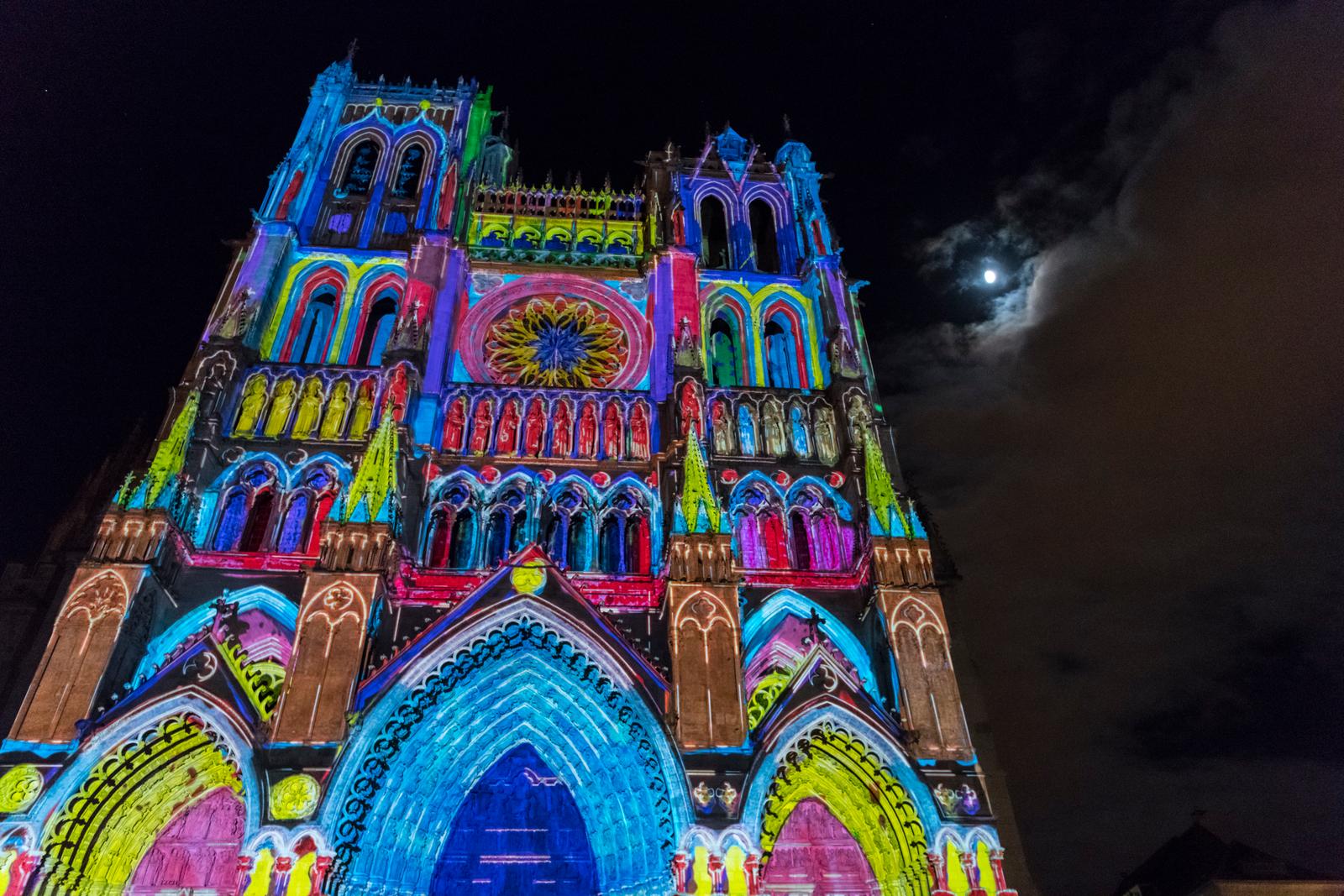 Amiens : spectacle Chroma, colorisation de la cathédrale 05