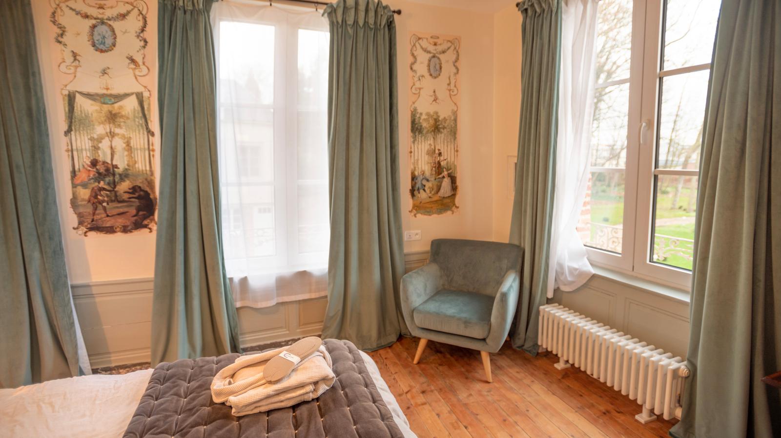 Abbeville : chambre d'hôtes les Myrrhophores 006