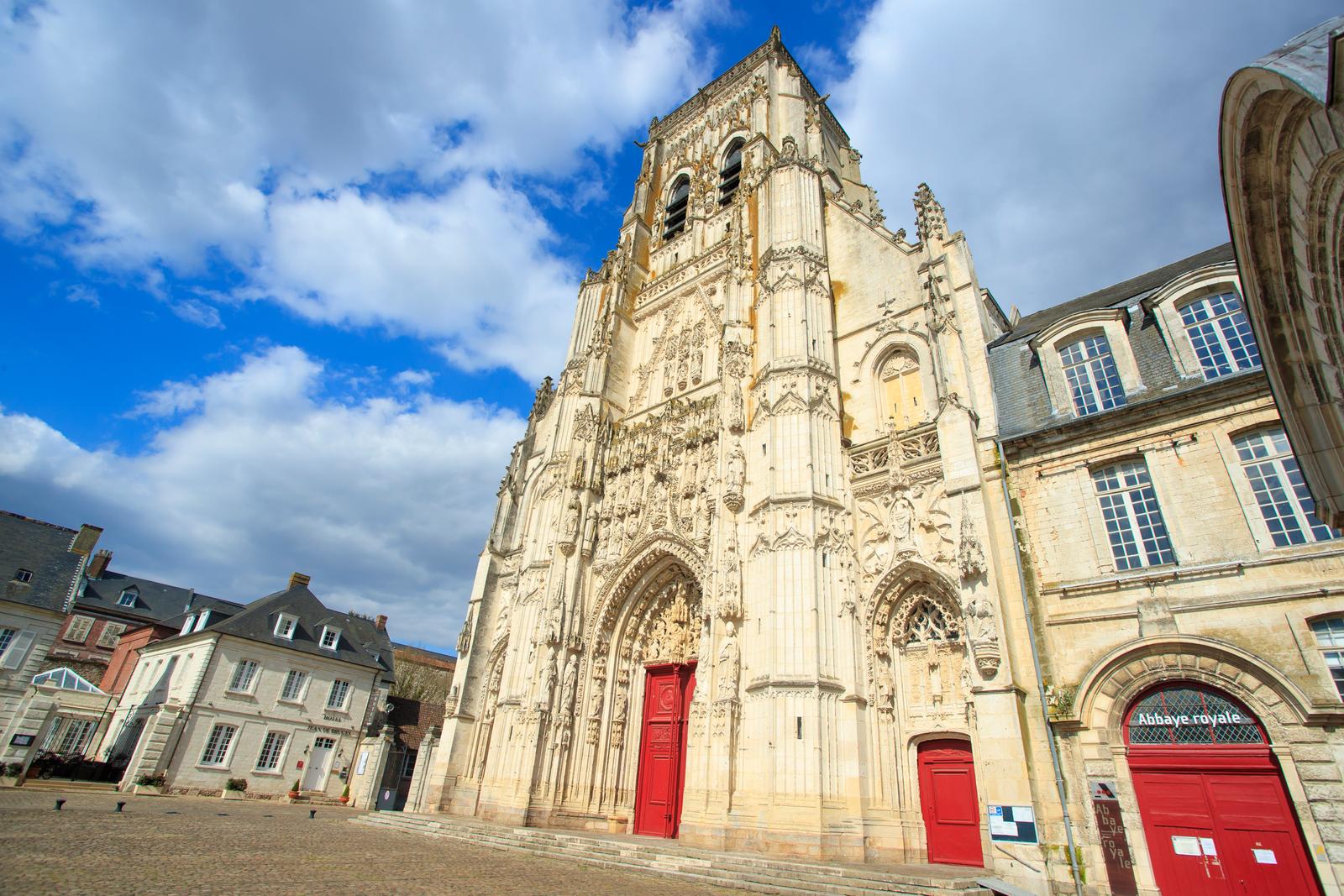 Saint-Riquier : l'abbaye royale 02
