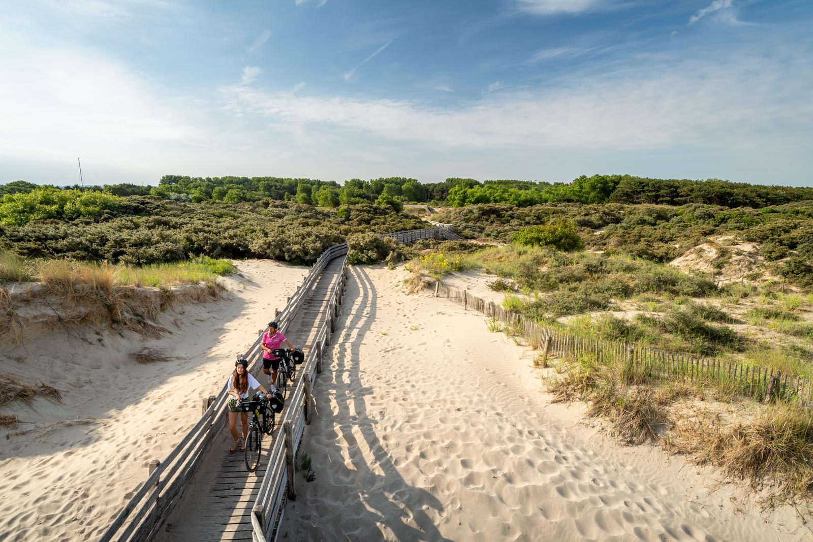 Le Touquet-Paris-Plage : cyclistes sur l'euro vélo 4 - vélomaritime