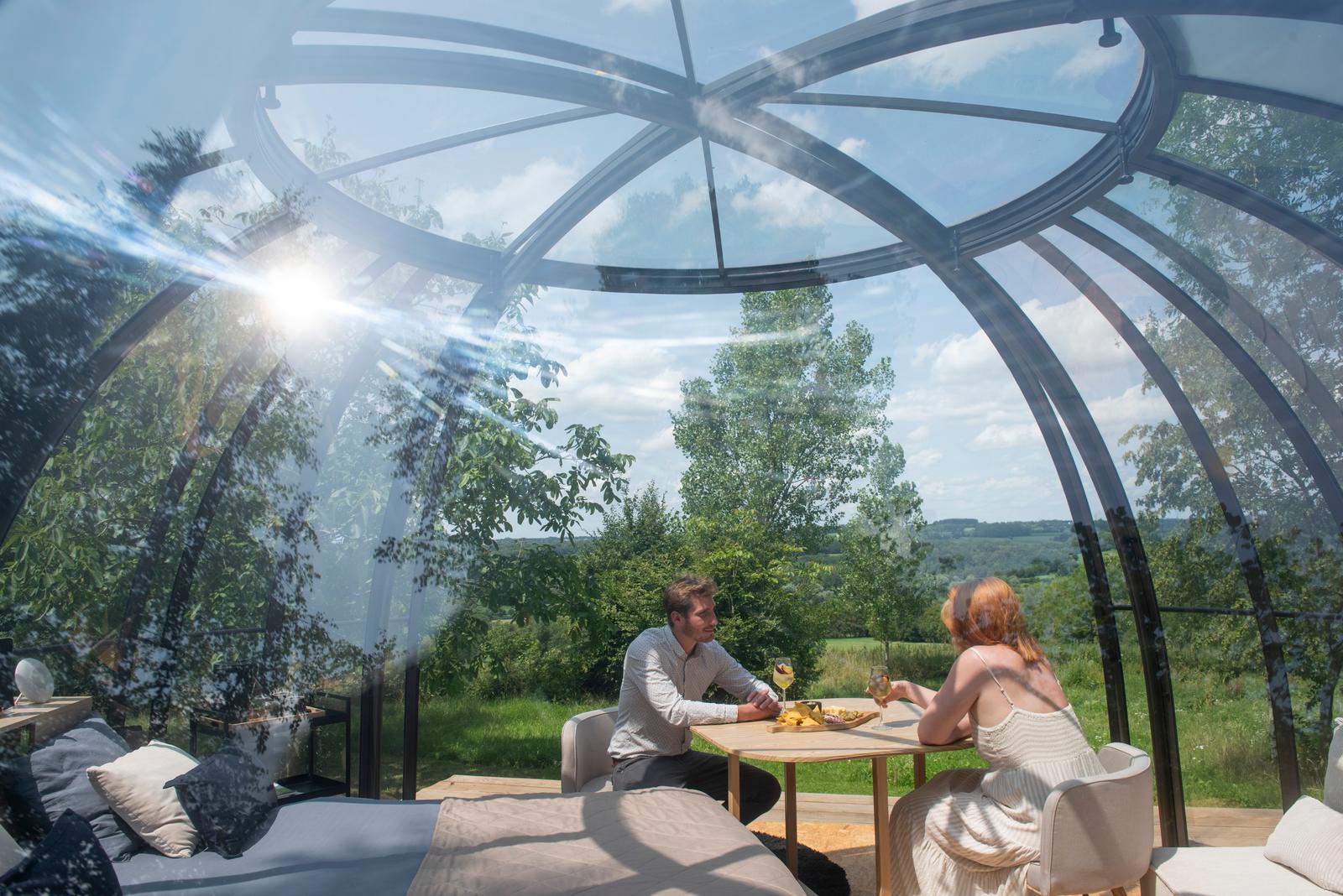 Etréaupont : couple dans la bulle, hébergement insolite, au domaine des Foulons 05