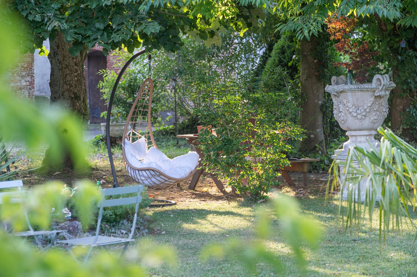 Sailly-Flibeaucourt : la Cour d'Hortense, le jardin 01