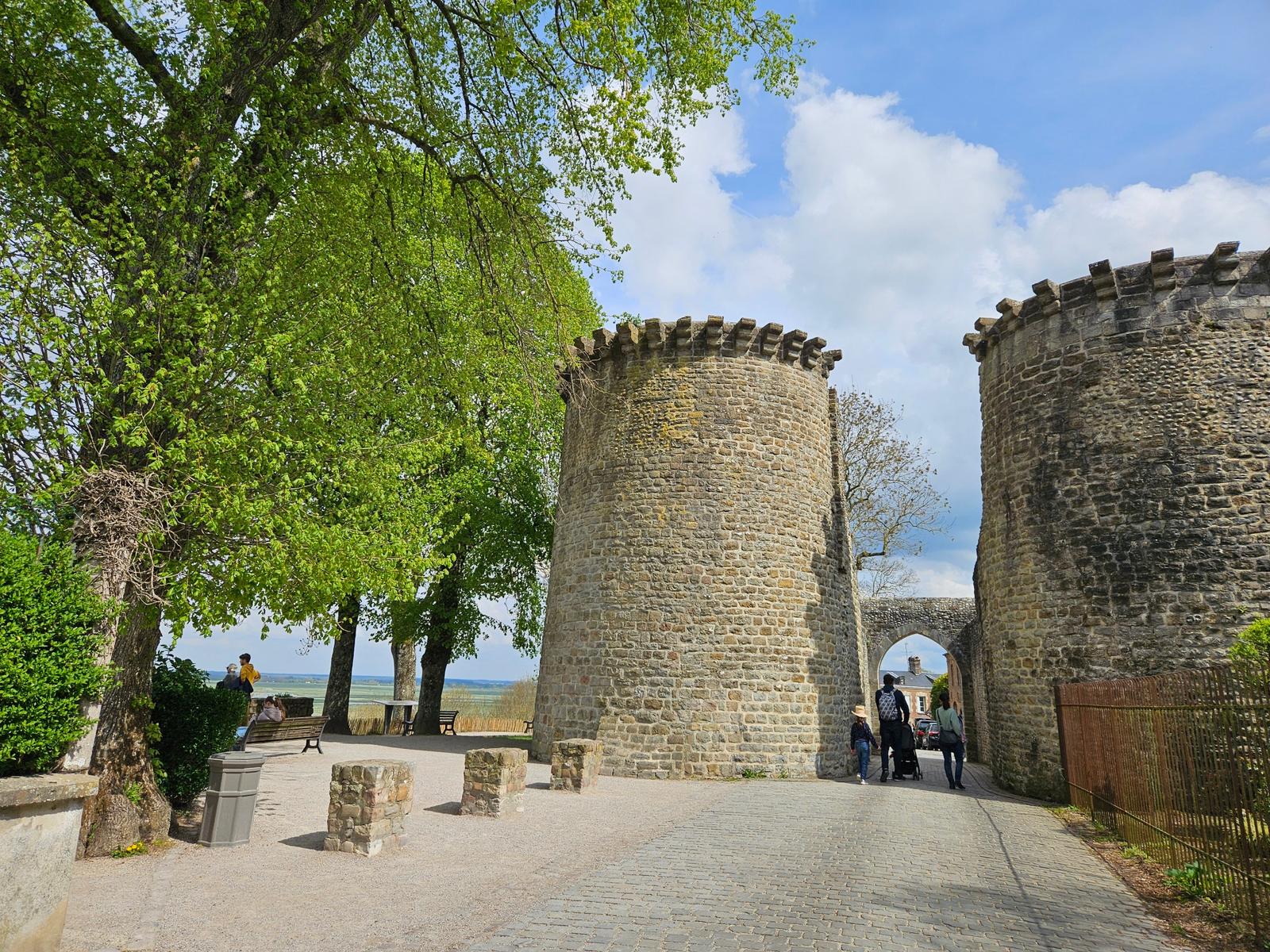 Saint-Valery-sur-Somme : les tours Guillaume