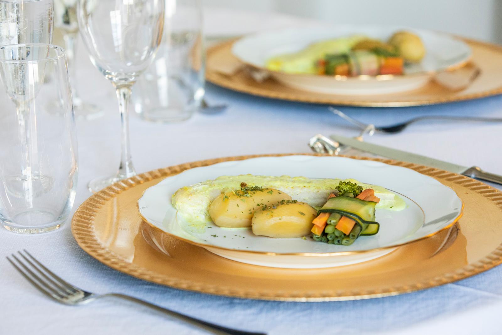 Guny : Château du Mont de Guny 18