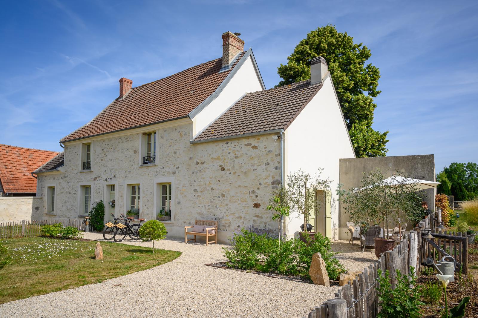 Saponay : La Petite Chatelaine 22