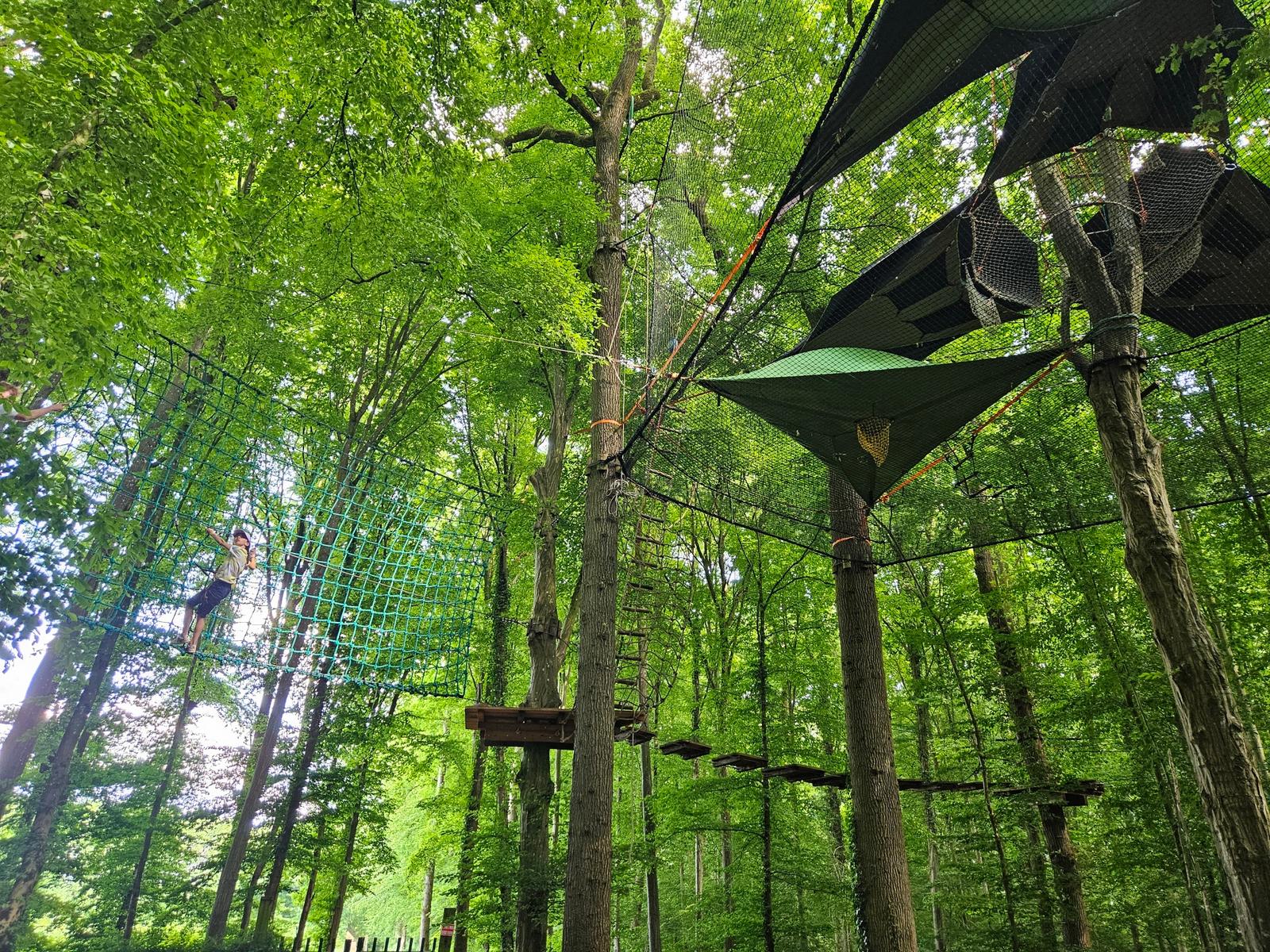 Ailly-sur-Noye : parc de loisirs Terrains d'Aventure 08