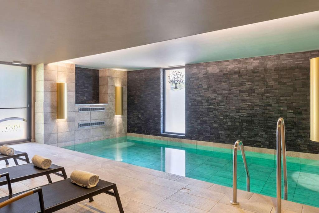 Margny-les-Compiègne : T'Aim Hôtel  06