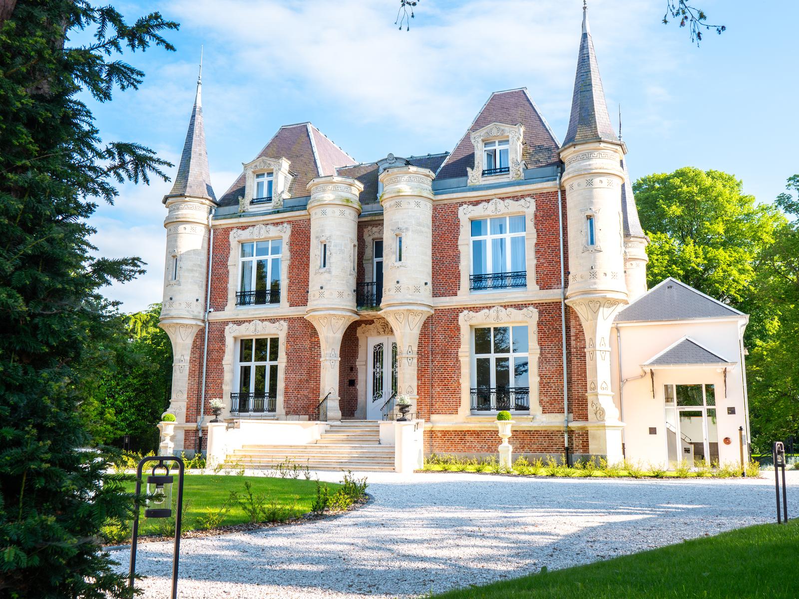 Mérélessart : Château Héloïse, hôtel 06