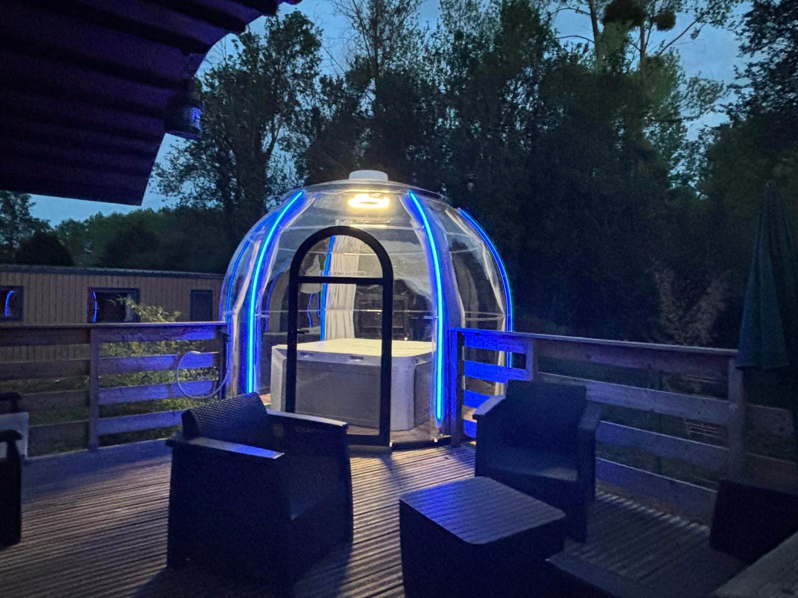 Camping de la Trye - château mobile 2