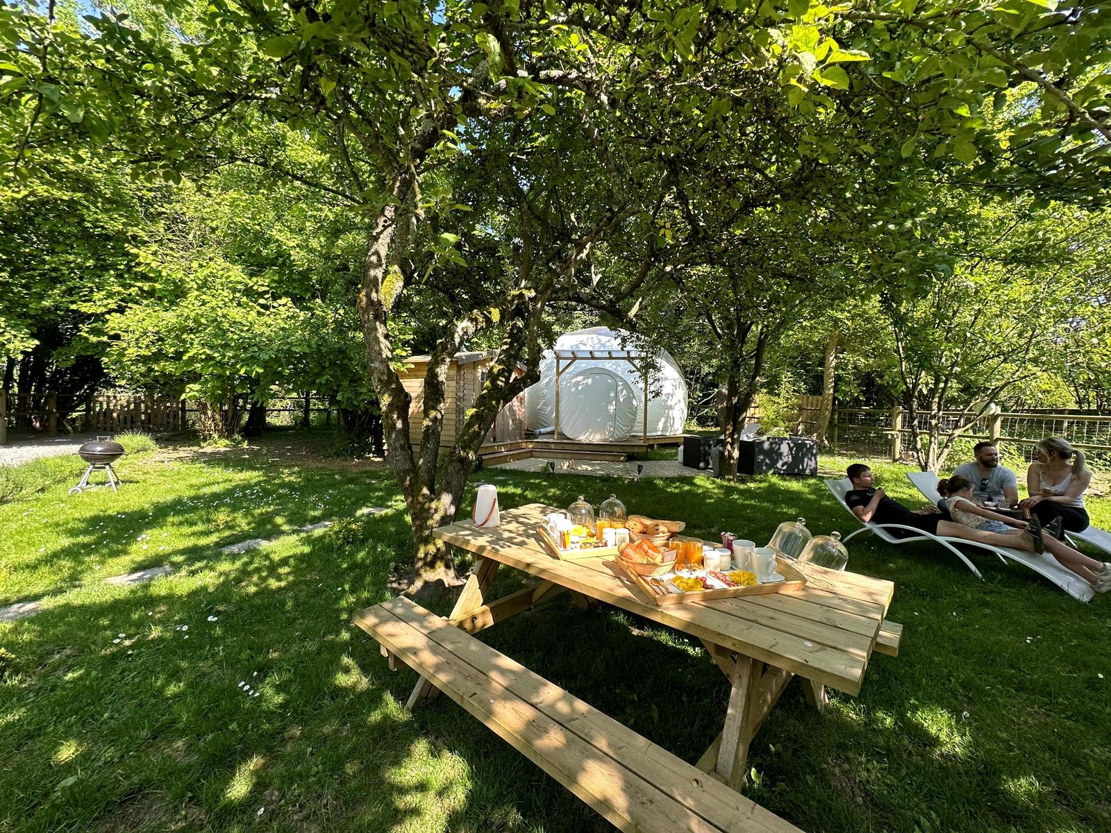 Crécy-sur-Serre : Au domaine du Pré Dieu - Bulle XXL 07