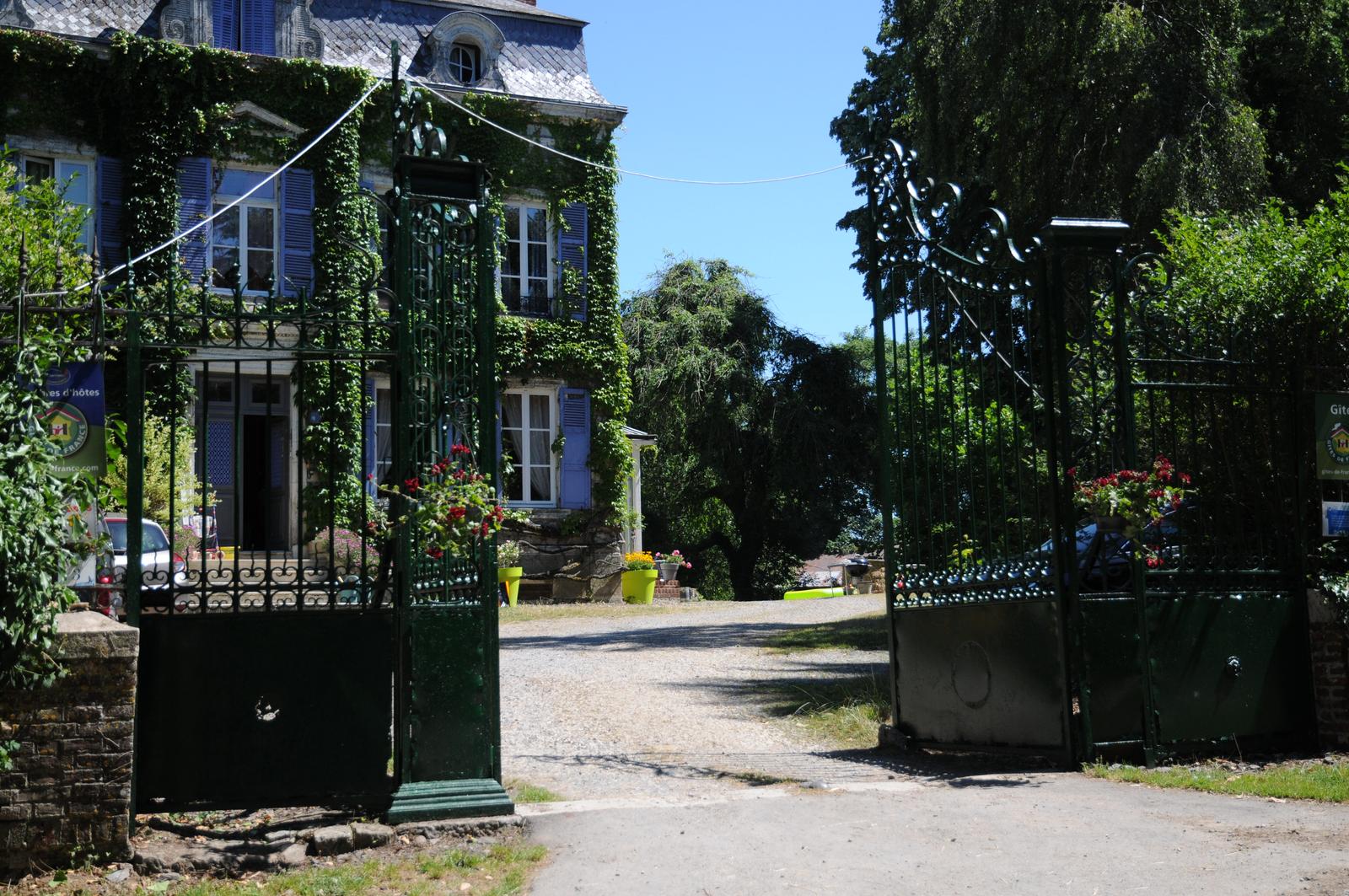 Eparcy : Le château