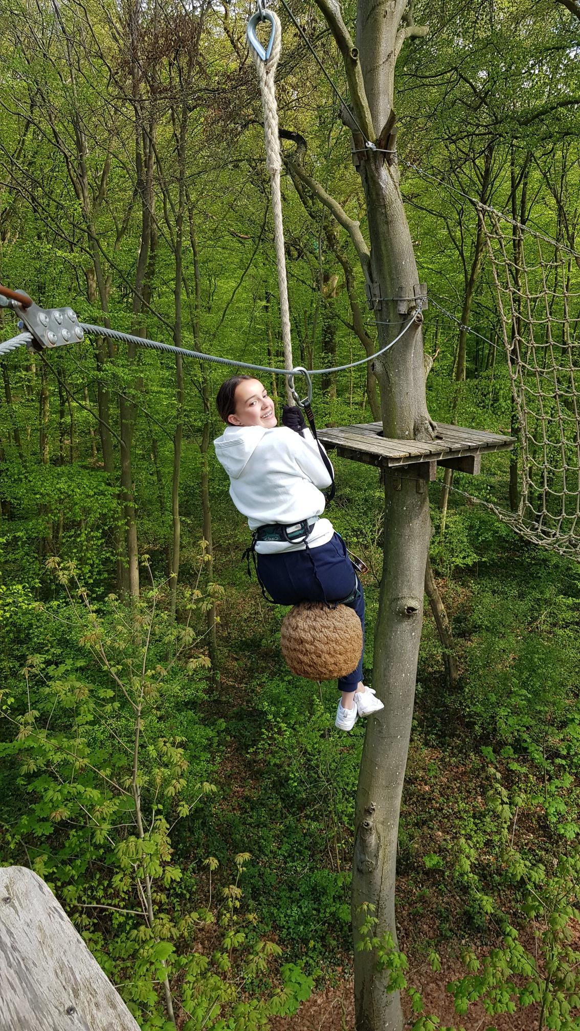 Ailly-sur-Noye : parc de loisirs Terrains d'Aventure 24
