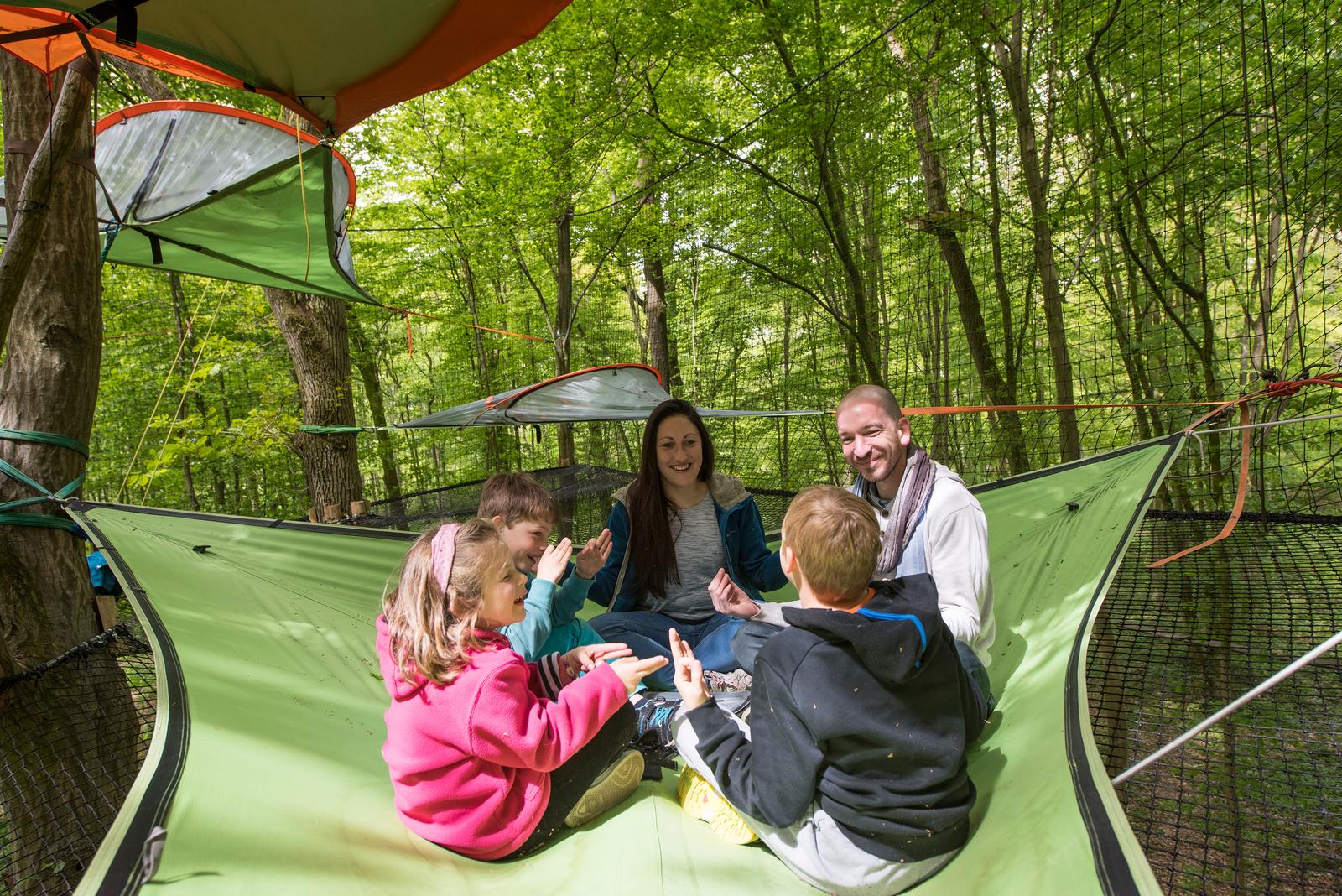 Ailly-sur-Noye : parc de loisirs Terrains d'Aventure 69