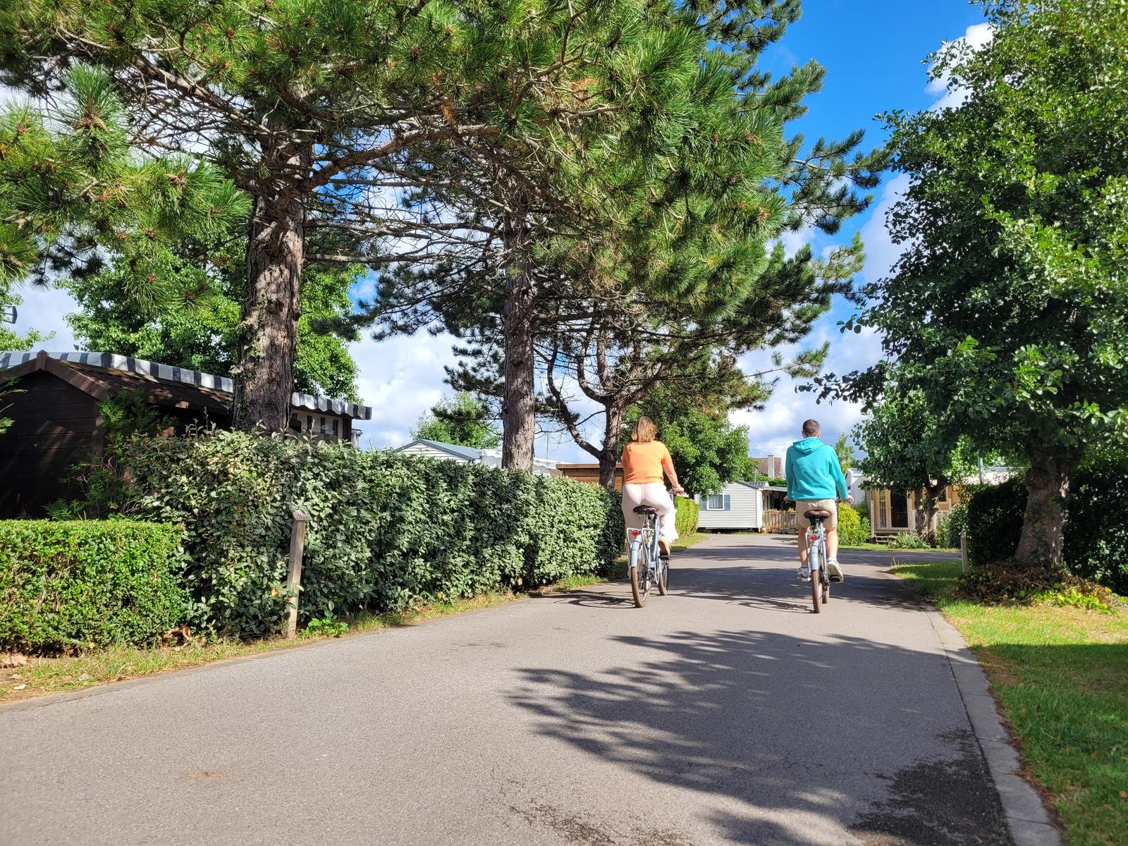 Stella-Plage : camping la Forêt - balade en vélo 