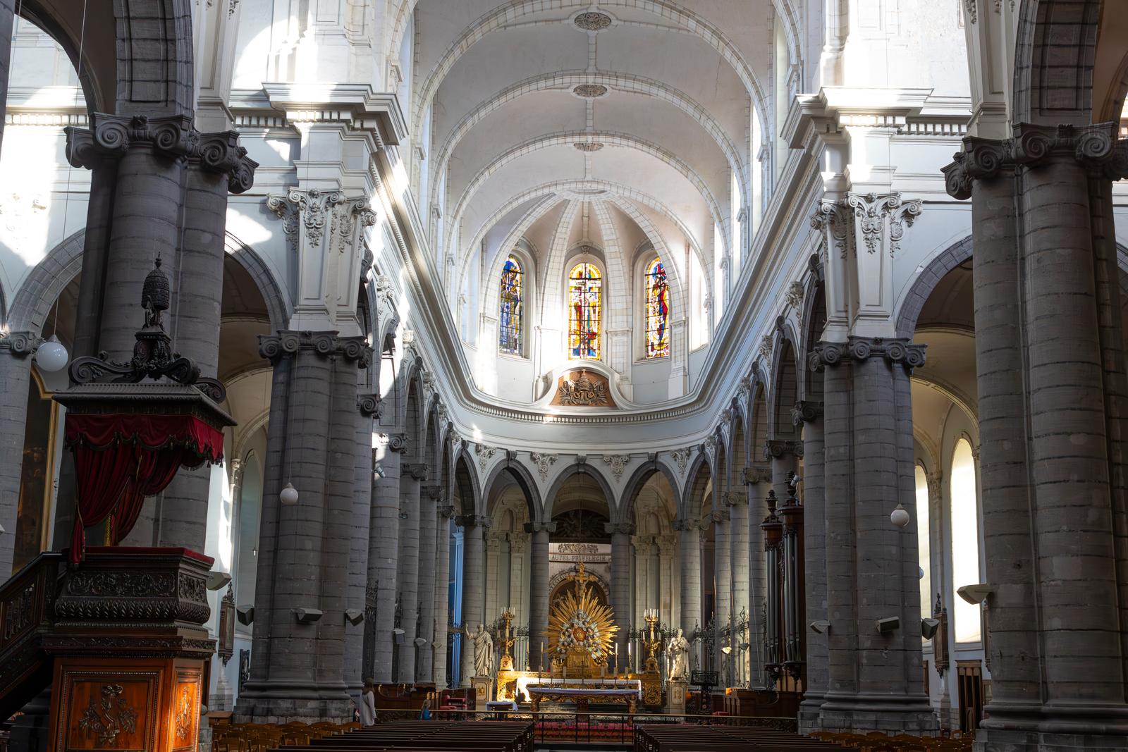 Douai : la Collégiale Saint-Pierre 02