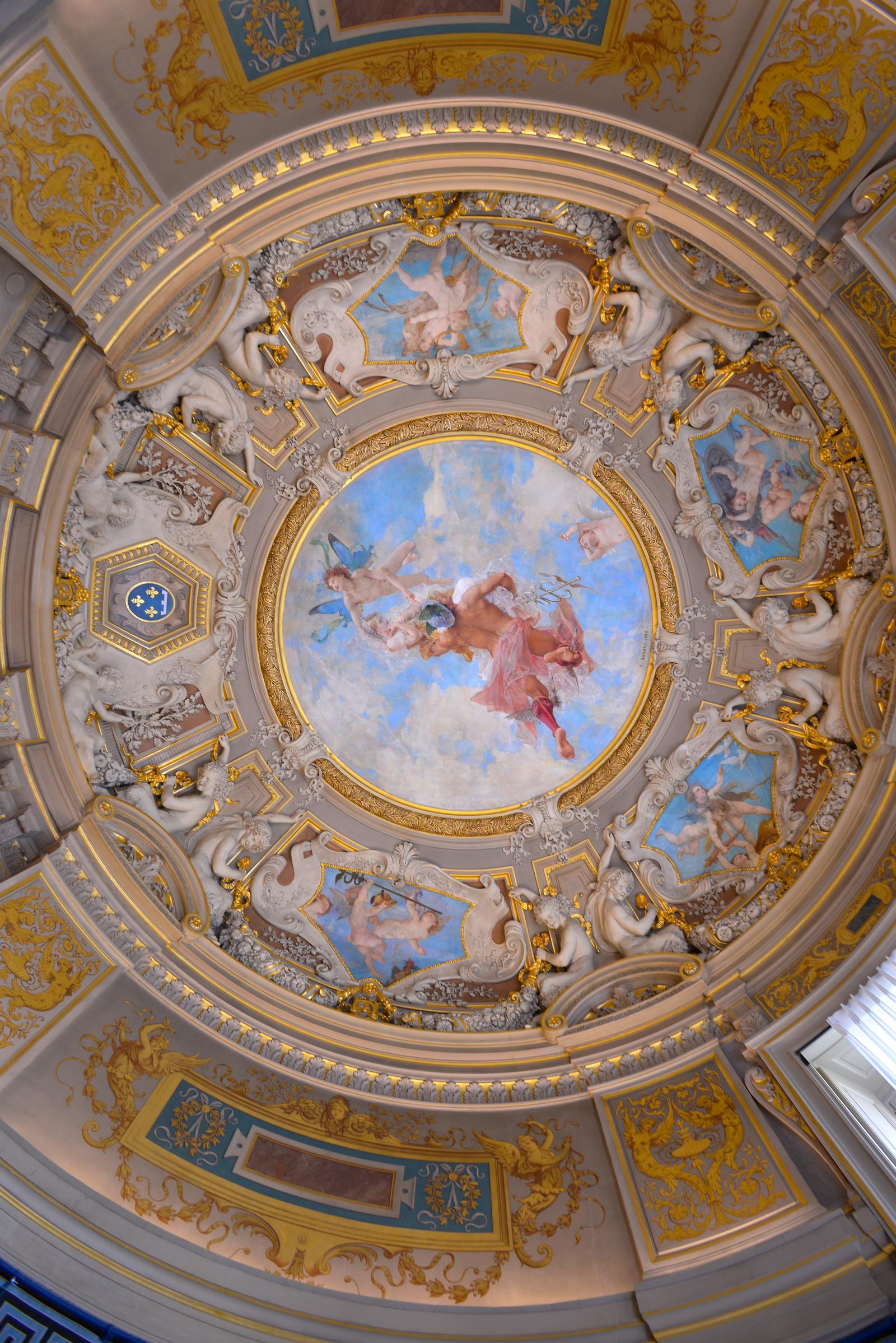 Chantilly : détail du plafond du château