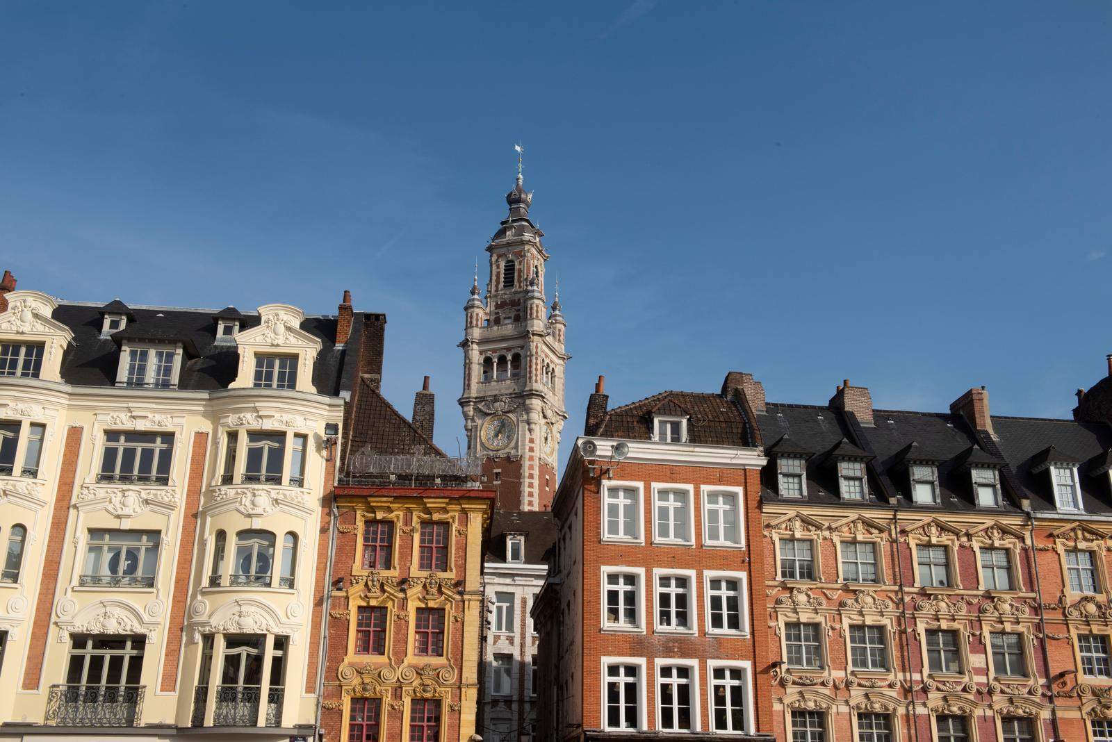 Lille : façades sur la Grand' Place, place du Général de Gaulle