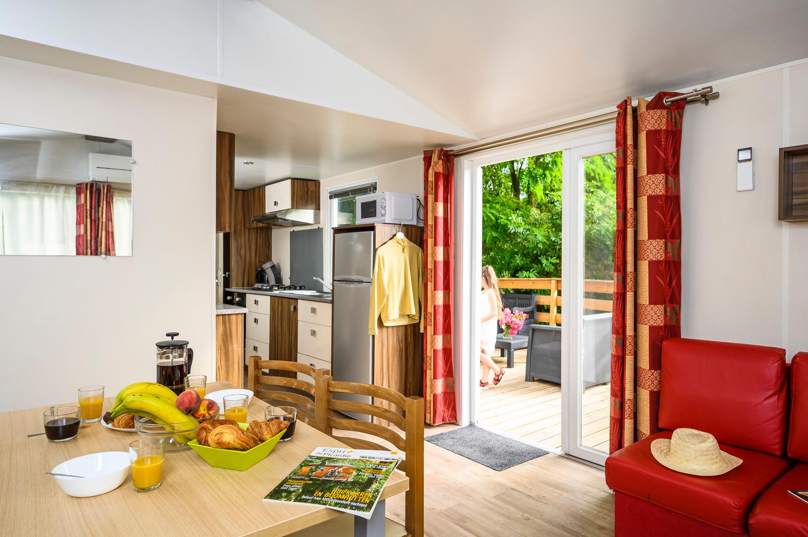 Bresles : camping de la Trye, bungalow jacuzzi 08