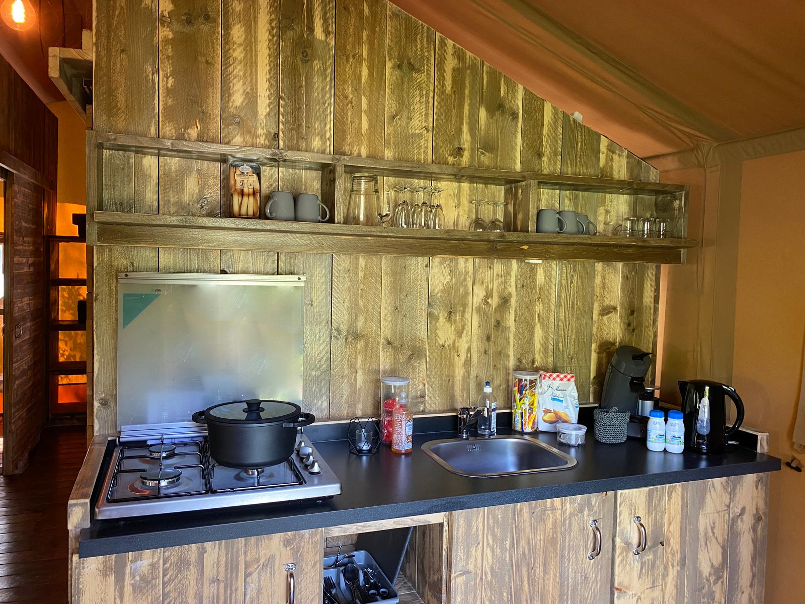 Bresles : camping de la Trye, la tente safari 18